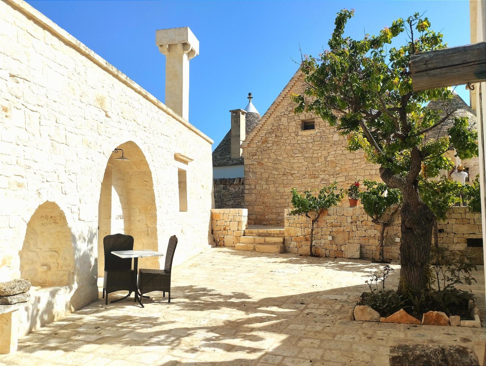 Borgo San Francesco Villa Locorotondo Exterior photo